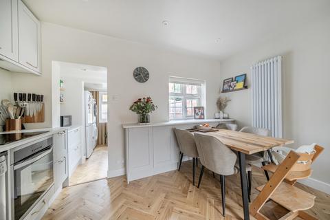 2 bedroom terraced house for sale, Cline Road, Guildford, GU1