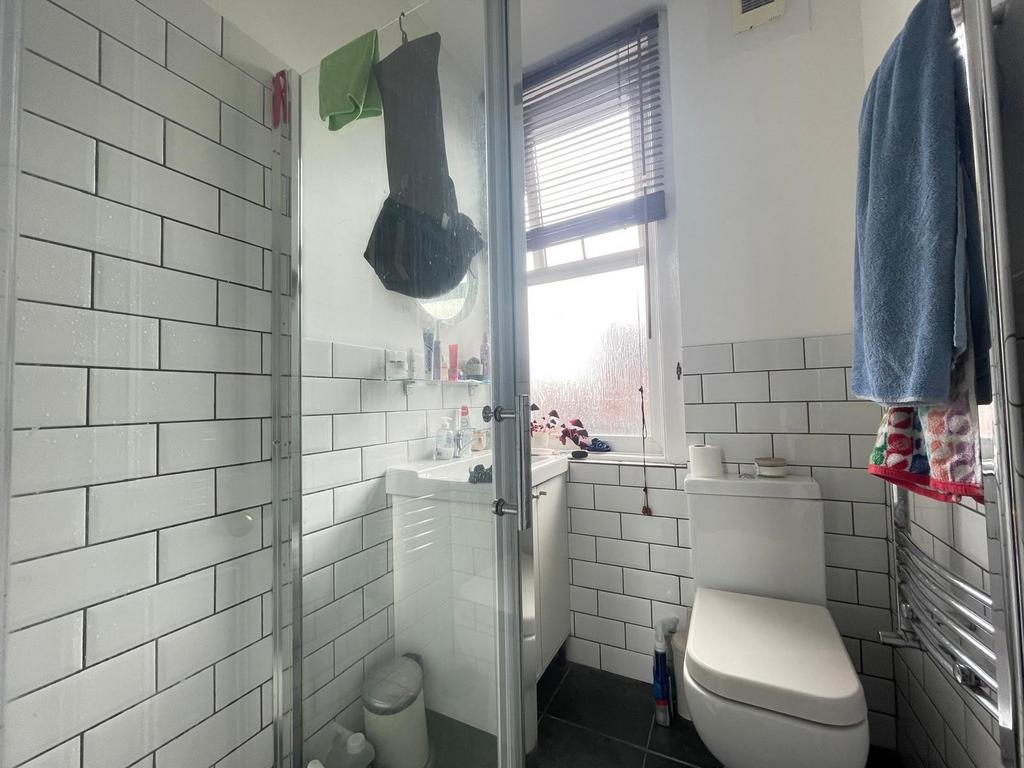 House in Leeds - View 5