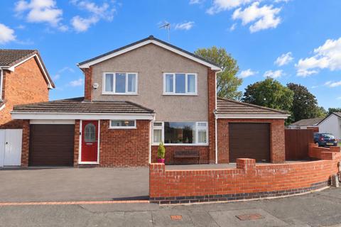 3 bedroom detached house for sale, Manor Road, Westminster Park CH4