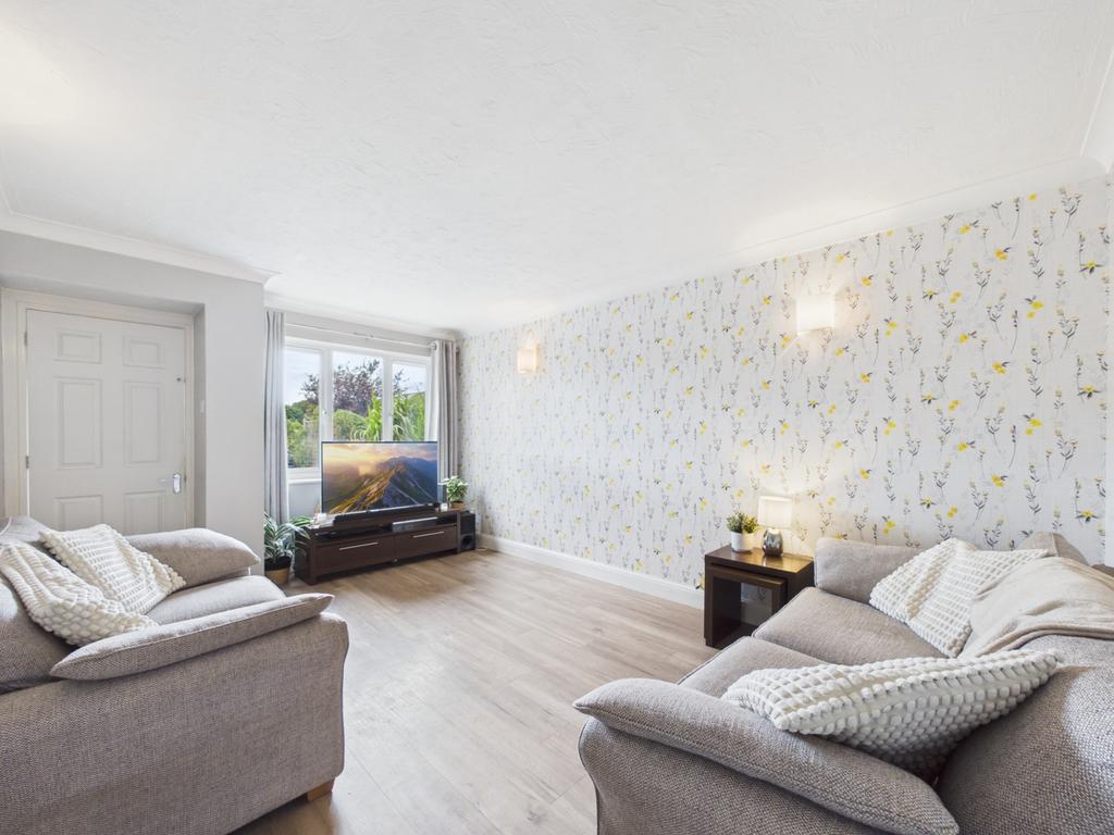 House in Broxtowe, Nottinghamshire - View 2