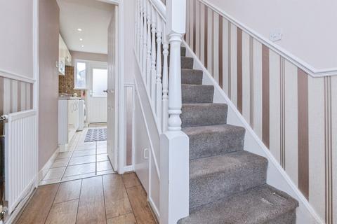 2 bedroom end of terrace house for sale, Oakpool Gardens, Leicester