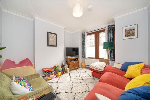 4 bedroom terraced house to rent, Benin Street, Lewisham