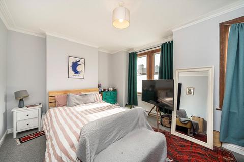4 bedroom terraced house to rent, Benin Street, Lewisham