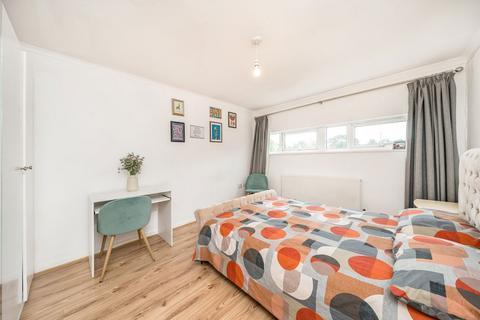 3 bedroom house for sale, Allingham Close, London W7