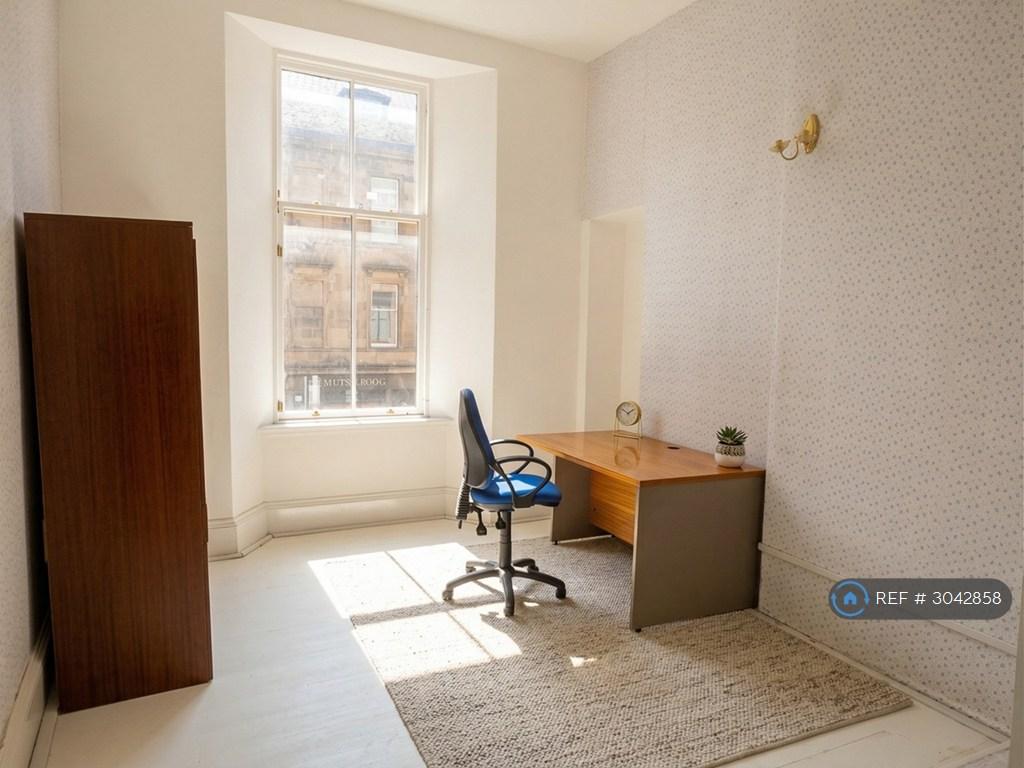Apartment in Glasgow - View 4