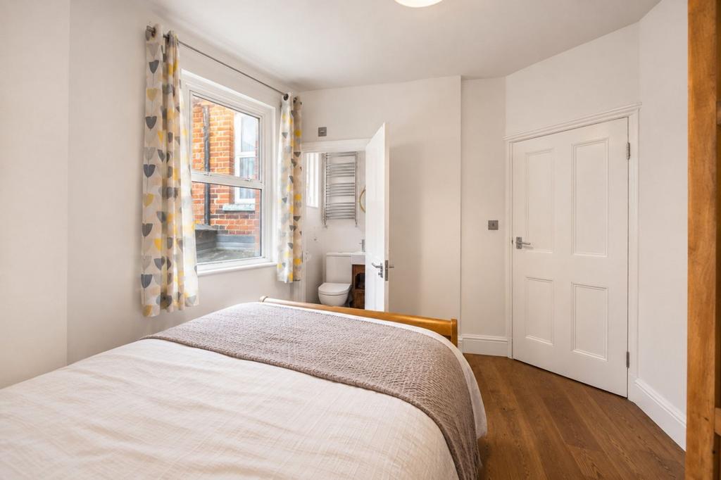 Apartment in London - More
