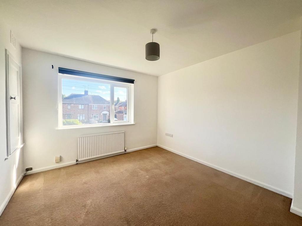 House in Nottingham, Wollaton Vale - More