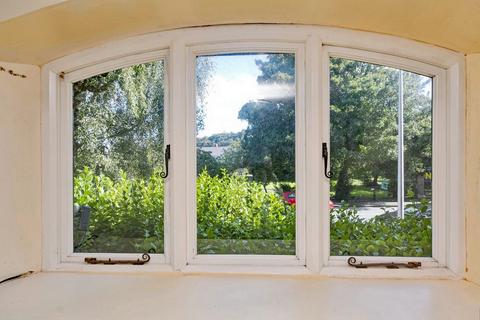 1 bedroom apartment for sale, Garth Road, Bangor LL57