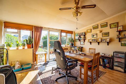 3 bedroom semi-detached house for sale, Bexhill Road, St. Leonards-On-Sea