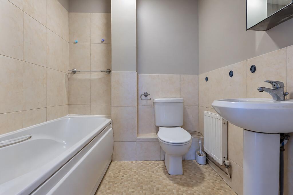 Apartment in Bournemouth - View 3