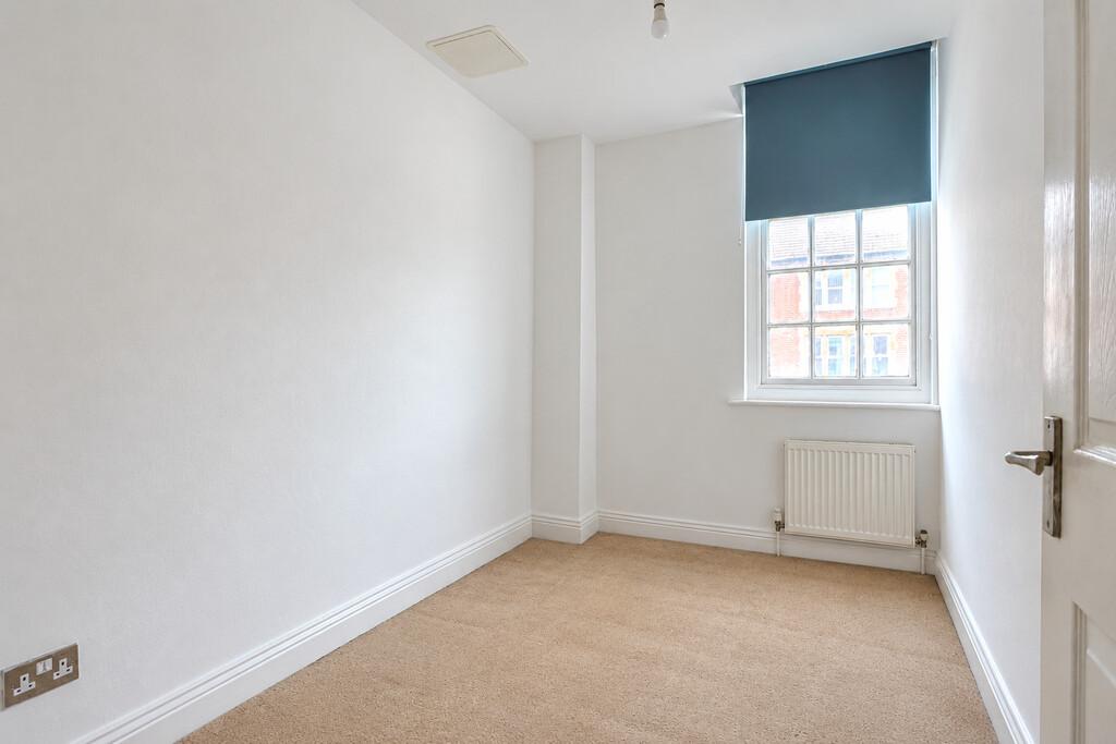 Apartment in Bournemouth - More