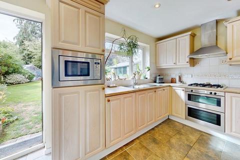 4 bedroom detached house for sale, St Nicholas Drive, Cheltenham