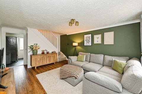 2 bedroom semi-detached house for sale, Earsham Drive, King's Lynn