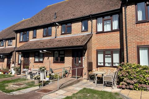 2 bedroom retirement property for sale, Gateway Lodge, Felpham.