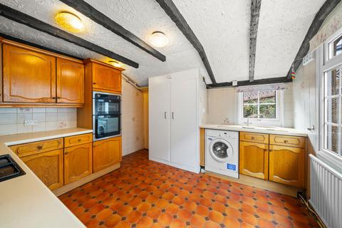 3 bedroom end of terrace house for sale, Lewes Road, Bromley