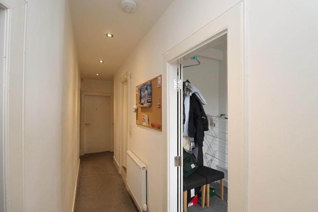 Apartment in Edinburgh - View 2