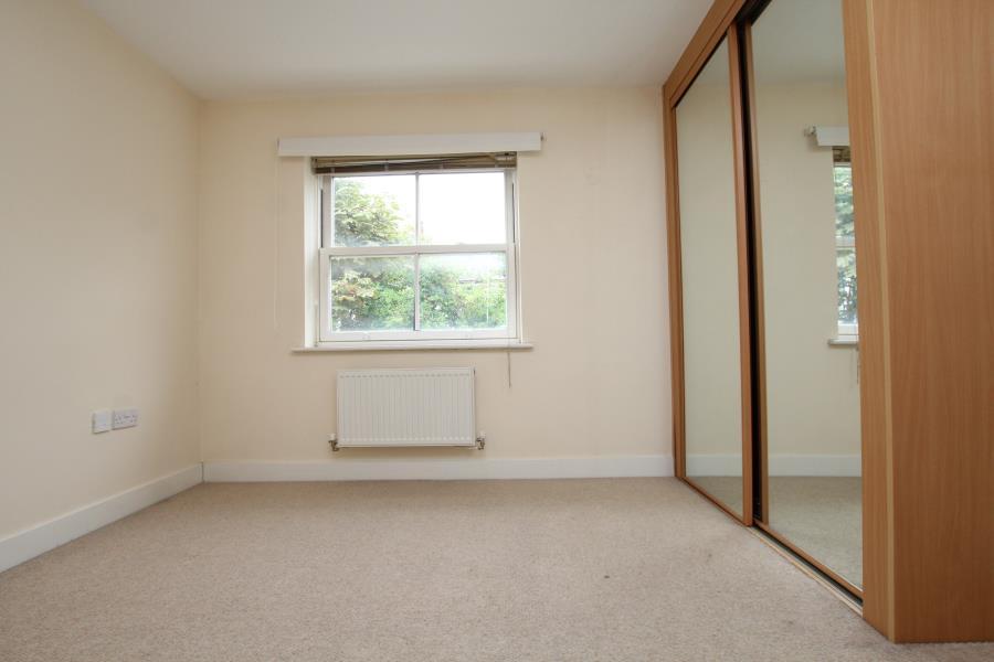 Apartment in Bristol - View 5
