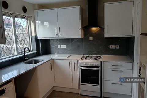undefined, Holly Gardens, Middlesex, UB7