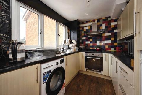 4 bedroom townhouse for sale, Brendon Avenue, Luton, Bedfordshire, LU2