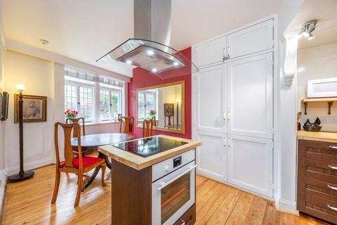 3 bedroom mews for sale, Perrins Walk, Hampstead Village, London, NW3