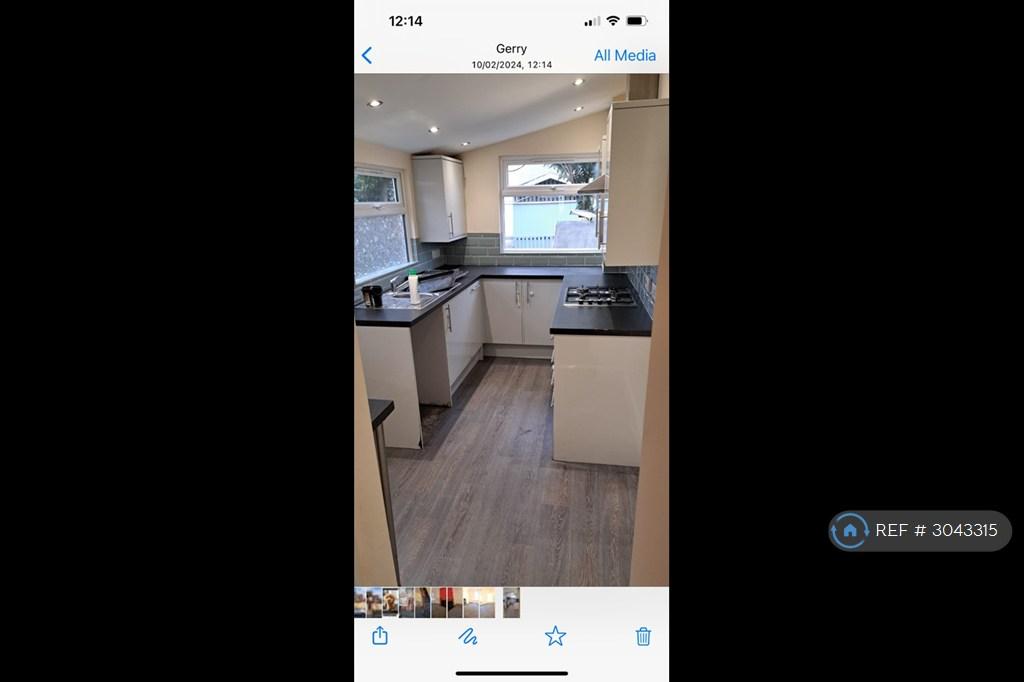 House in Bristol, Fishponds - More