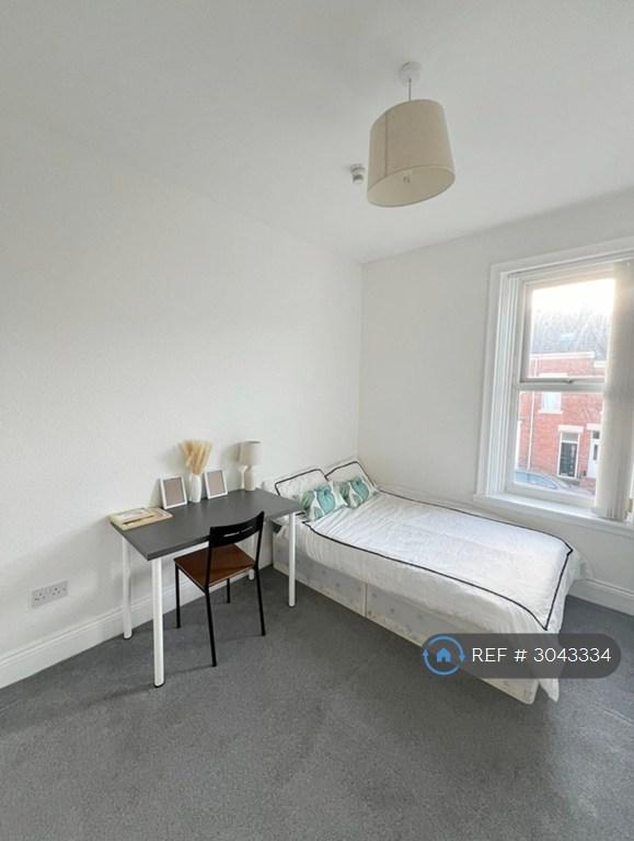 House in Newcastle - View 2