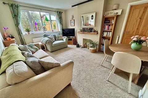 3 bedroom semi-detached house for sale, Yew Tree Avenue, Northenden, M22
