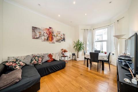 2 bedroom flat for sale, Saltram Crescent, London W9