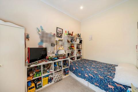 2 bedroom flat for sale, Saltram Crescent, London W9