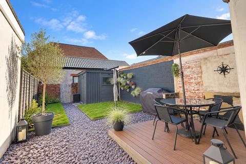 2 bedroom terraced house for sale, Middle Street, Inner Avenue, Southampton