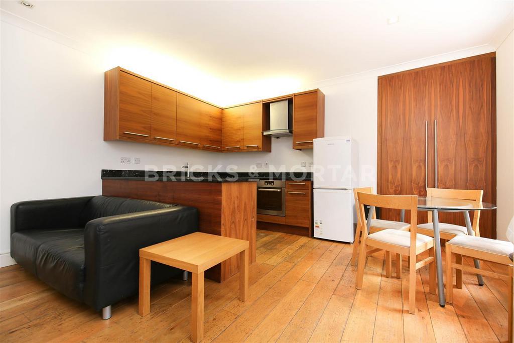 House in Newcastle Upon Tyne - View 3