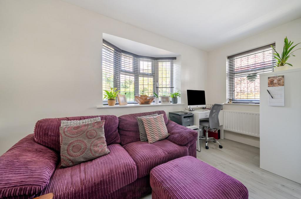 House in Reading, Wokingham - More