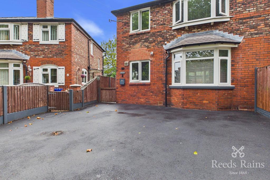 House in Greater Manchester - View 2