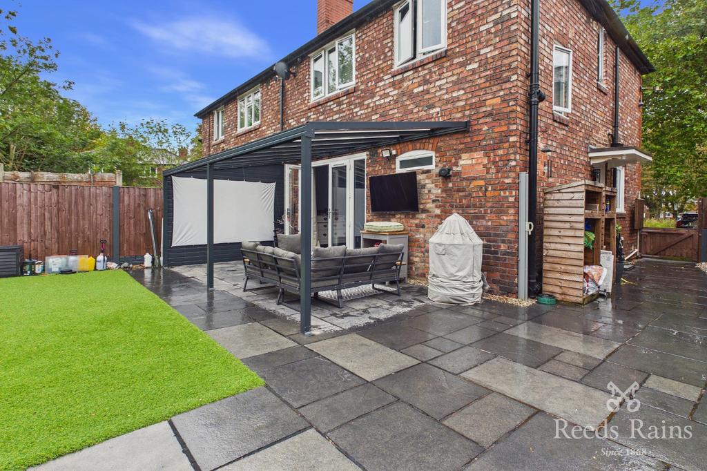 House in Greater Manchester - View 3