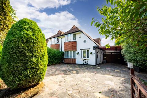 undefined, Motspur Park, New Malden, KT3