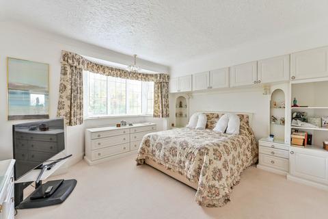 undefined, Motspur Park, New Malden, KT3