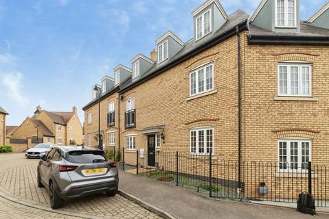5 bedroom townhouse for sale, Palmerston Way, Fairfield, Hitchin