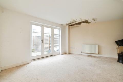 5 bedroom townhouse for sale, Palmerston Way, Fairfield, Hitchin