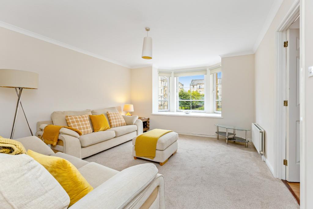 Apartment in Edinburgh, Leith Central - View 2