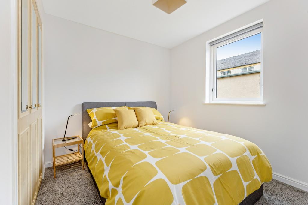 Apartment in Edinburgh, Leith Central - More