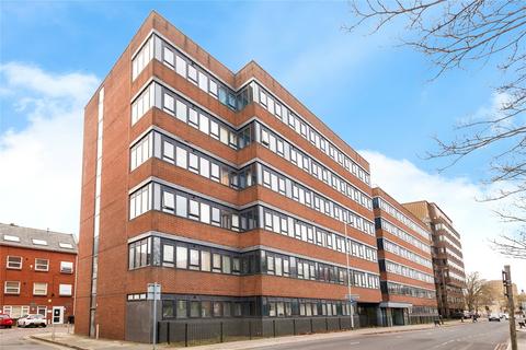 Studio for sale, Farnsby Street, Swindon, Wiltshire, SN1