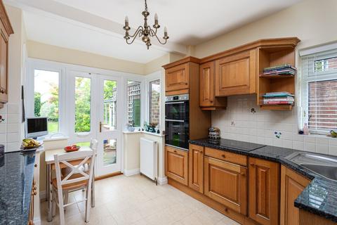 3 bedroom semi-detached house for sale, Middlethorpe Drive, York, YO24