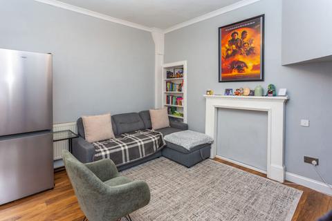 undefined, 94/3 Causewayside, Edinburgh,, EH9 1PU