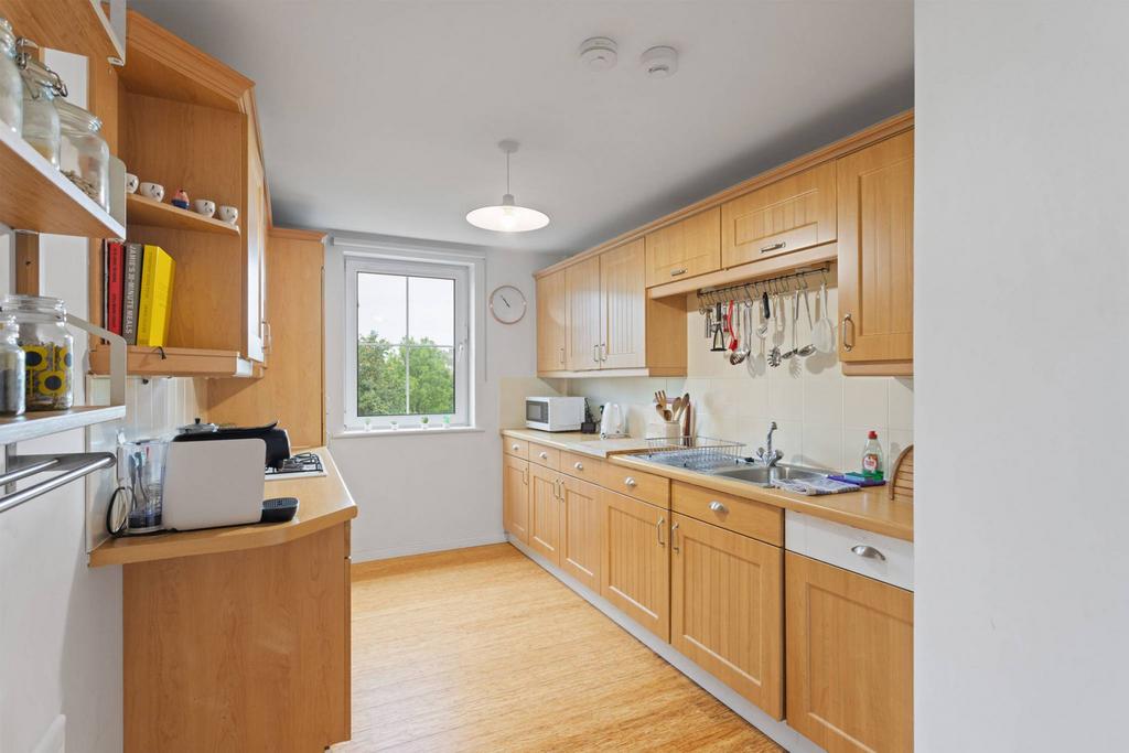 Apartment in Edinburgh, Leith Central - More