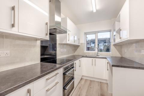 3 bedroom terraced house to rent, Wold Court, Deeside CH5