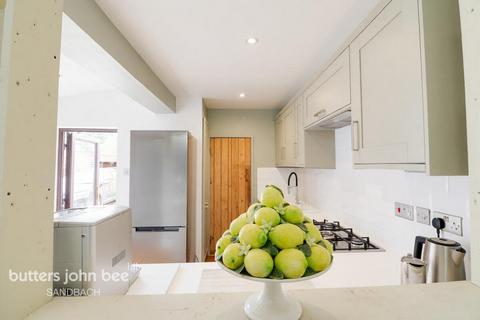 2 bedroom semi-detached house for sale, Ettiley Avenue, Sandbach