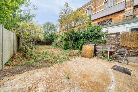 1 bedroom flat for sale, Dartmouth Park Hill, London NW5