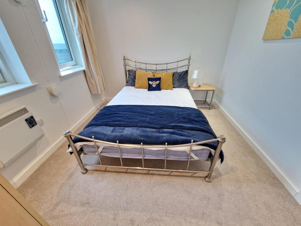 Apartment in Newcastle Upon Tyne - View 5