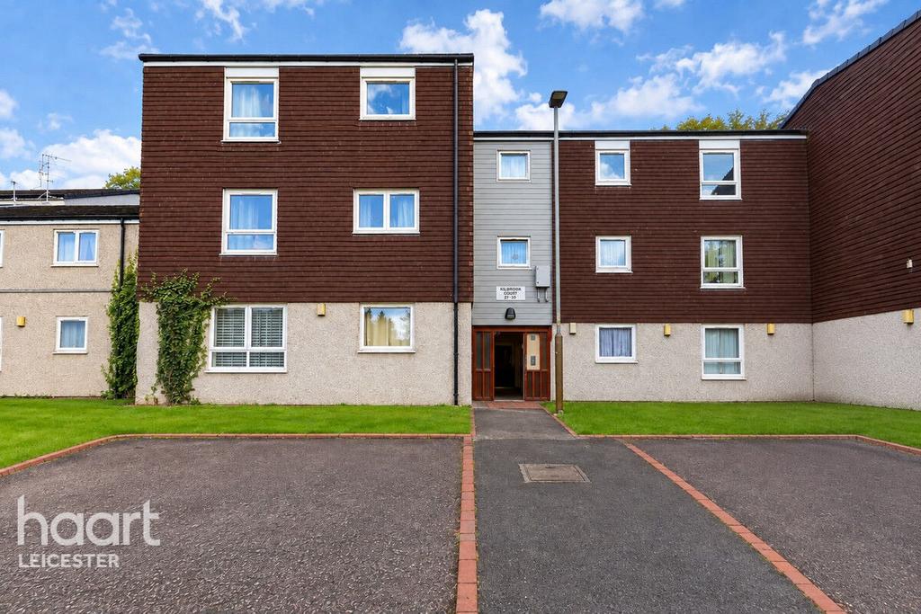Apartment in Leicester, Beaumont Leys - View 2