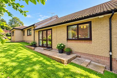 2 bedroom terraced bungalow for sale, High Street, Chesterfield S41